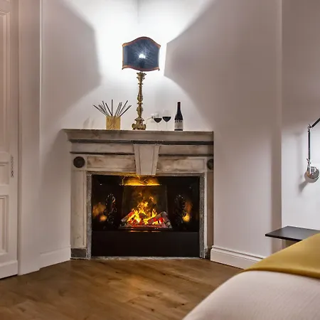 Artemisia Domus - Centro Storico