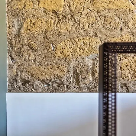 Artemisia Domus - Centro Storico Pensjonat 2*