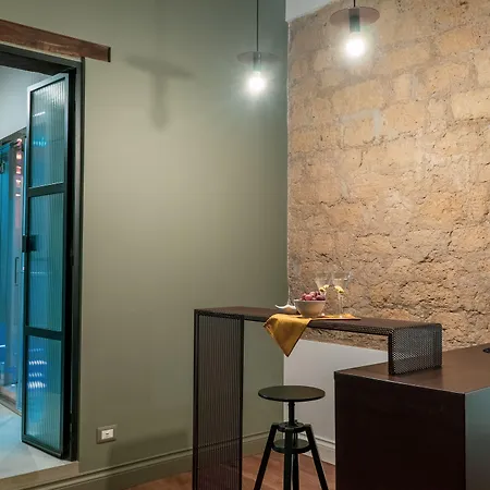 بيت ضيافة Artemisia Domus - Centro Storico 4*