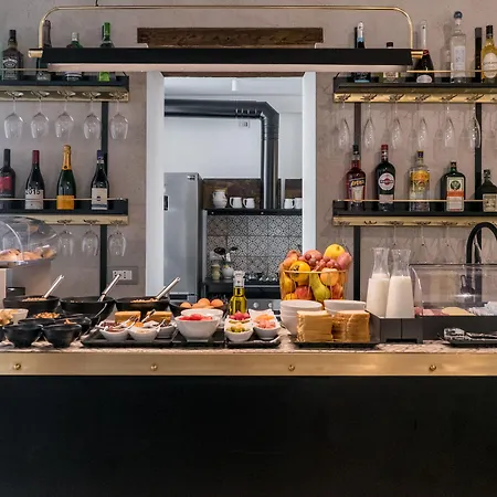 Artemisia Domus - Centro Storico 4*