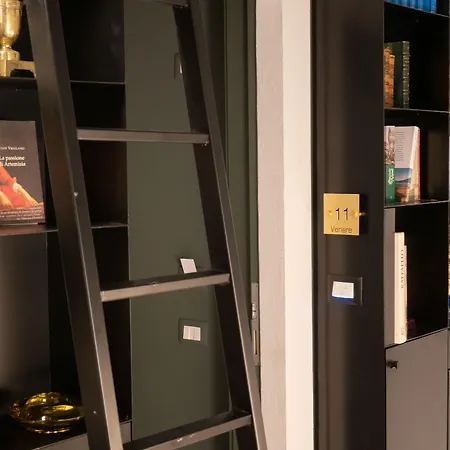 بيت ضيافة Artemisia Domus - Centro Storico نابولي