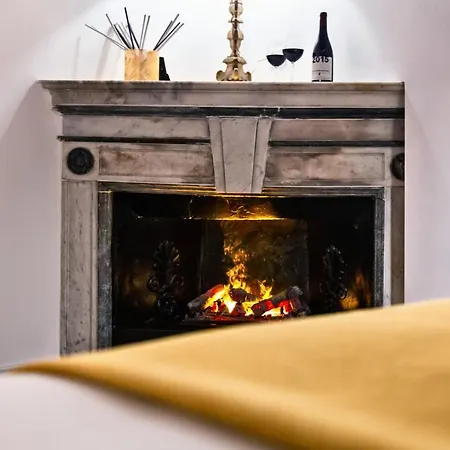 Artemisia Domus - Centro Storico Pensión