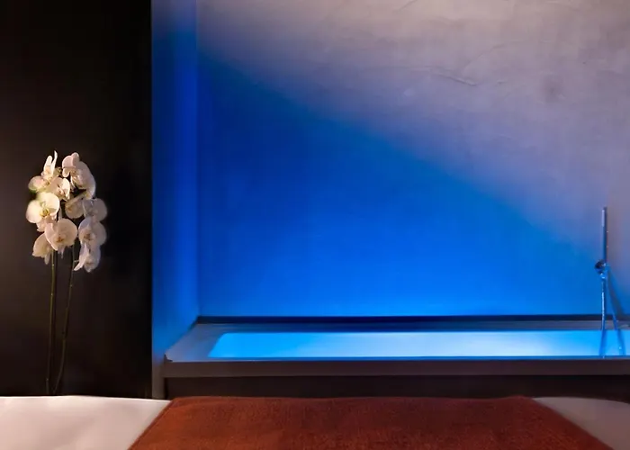 Artemisia Domus - Centro Storico Guest house