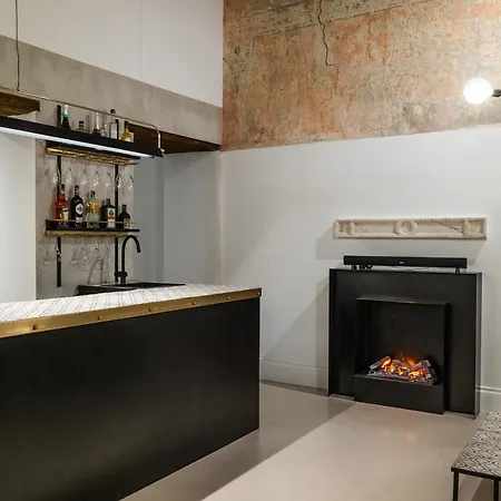 Artemisia Domus - Centro Storico Pensionat 2*